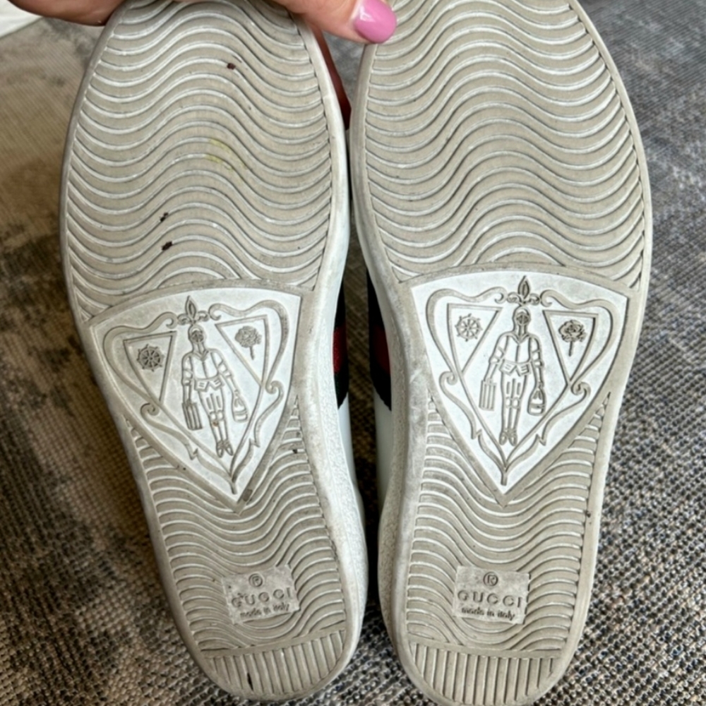 Gucci Ace Bee Sneakers - Picture 7 of 8